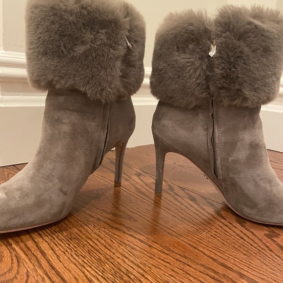 Sam Edelman Gray Suede Oleana Booties - Picture 5 of 5